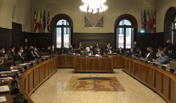 foto prima seduta del consiglio comunale